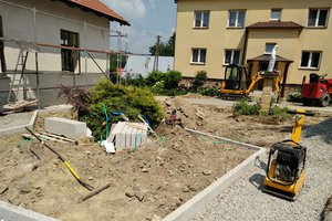 Realizacja Inwestycji - Elewacja budynku oraz izolacja fundamentów - 2018101223011.jpg