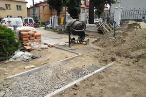 Realizacja Inwestycji - Elewacja budynku oraz izolacja fundamentów - 2018101225004.jpg