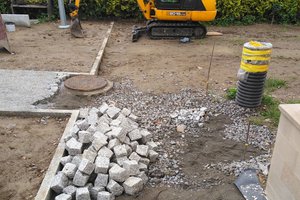 Realizacja Inwestycji - Elewacja budynku oraz izolacja fundamentów - 2018101225013.jpg