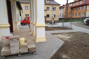 Realizacja Inwestycji - Elewacja budynku oraz izolacja fundamentów - 2018101225015.jpg