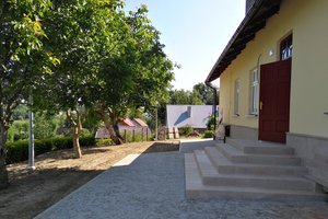 Realizacja Inwestycji - Elewacja budynku oraz izolacja fundamentów - 2018101226016.jpg