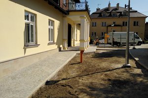 Realizacja Inwestycji - Elewacja budynku oraz izolacja fundamentów - 2018101226019.jpg