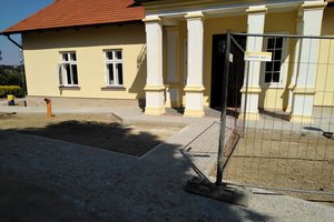 Realizacja Inwestycji - Elewacja budynku oraz izolacja fundamentów - 2018101226022.jpg