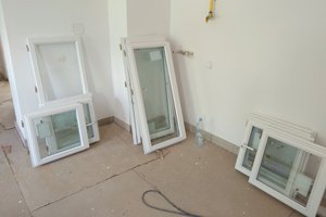 Realizacja Inwestycji - prace wewnątrz budynku - 2018101223016.jpg