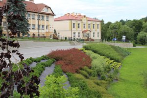 Zagospodarowanie skarpy obok parkingu w Brzezinach Etap I 2016 - 20180406_0007.jpg