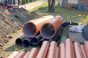 Budowa sieci kanalizacji sanitarnej: Nawsie etap I i II - 5.jpg