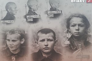 Ukradzione dzieciństwo - 0015.jpg