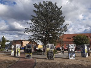 Wystawa „Ukradzione dzieciństwo” w Wielopolu Skrzyńskim.