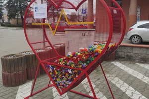 Pojemnik na nakrętki w Gminie Wielopole Skrzyńskie - 137357552_230035168692903_3722054577840600236_n1.jpg