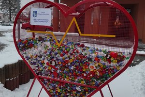 Pojemnik na nakrętki w Gminie Wielopole Skrzyńskie - 138300055_266997038178998_8163410107829459344_n2.jpg