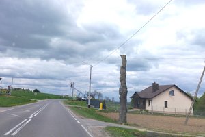 W trakcje realizacji- Oświetlenie przy dr wojewódzkiej Nr 986 w m. Wielopole Skrzyńskie - img_20240418_131905.jpg