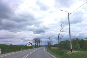 W trakcje realizacji- Oświetlenie przy dr wojewódzkiej Nr 986 w m. Wielopole Skrzyńskie - img_20240418_131920.jpg