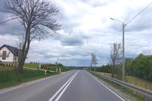 W trakcje realizacji- Oświetlenie przy dr wojewódzkiej Nr 986 w m. Wielopole Skrzyńskie - img_20240418_131933.jpg