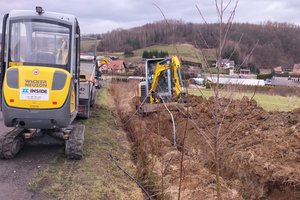 W trakcje realizacji- Oświetlenie przy dr Wielopole -Podliwek - img_20240220_112410.jpg