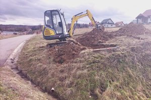 W trakcje realizacji- Oświetlenie przy dr Wielopole -Podliwek - img_20240221_135023.jpg