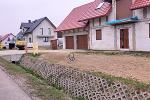 W trakcje realizacji- Oświetlenie przy dr Wielopole -Podliwek - img_20240305_115650.jpg