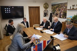 podpisane umowy - img_1487.jpg