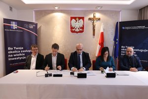 Podpisanie umowy - img_4539.jpg