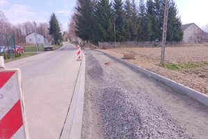 W trakcje realizacji- Przebudowa drogi - img_20240304_112540.jpg