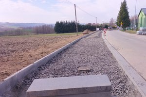 W trakcje realizacji- Przebudowa drogi - img_20240304_112614.jpg