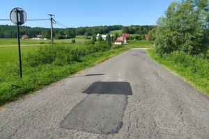 Remonty ubytków nawierzchni asfaltowych - 011.jpg