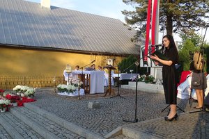 67 rocznica pożaru baraku szkolnego w Wielopolu Skrzyńskim - 09937.jpg
