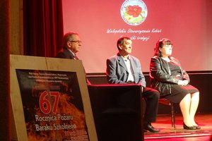 67 rocznica pożaru baraku szkolnego w Wielopolu Skrzyńskim - 09981.jpg
