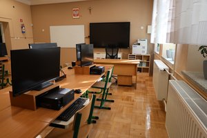 SP Broniszów - 2.jpg