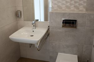 Roboty budowlane w zakresie modernizacji toalet w Szkole Podstawowej w Brzezinach - 78.jpg