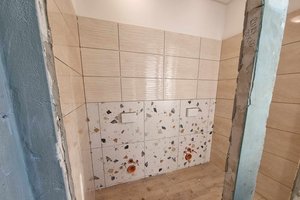 Roboty budowlane w zakresie modernizacji toalet w Szkole Podstawowej w Brzezinach - 79_-3.jpg