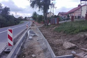 Inwestycja w trakcie realizacji - 201706142_chodnik_004.jpg