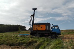 Wykonywanie odwiertu - 001.jpg