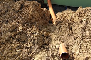 Inwestycja w trakcie realizacji (II Etap): ocieplenie fundamentów oraz wykonanie nowej odbojówki z kosztki brukowej - 20170918_0022.jpg