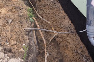 Inwestycja w trakcie realizacji (II Etap): ocieplenie fundamentów oraz wykonanie nowej odbojówki z kosztki brukowej - 20170919_0042.jpg