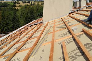 Inwestycja w trakcie realizacji (II Etap): wymiana pokrycia dachowego - 20170908_0001.jpg