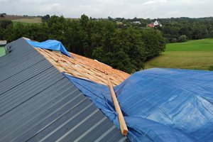Inwestycja w trakcie realizacji (II Etap): wymiana pokrycia dachowego - 20170917_0018.jpg