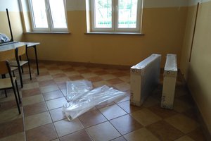 Inwestycja w trakcie realizacji (I Etap): wymiana oświetlenia na energooszczędne typu LED, remont instalacji CO - 20170632_008.jpg