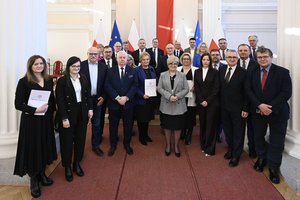 Podpisanie umowy - 2.jpg