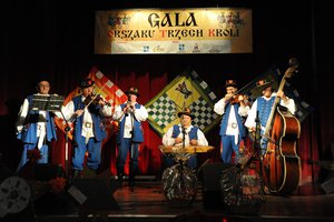 Gala Orszaku III Króli w Wielopolu Skrzyńskim - 20180112_0056.jpg