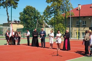 uroczyste oddanie do użytku boiska sportowego - 20180406_0017.jpg