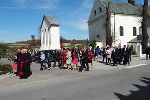 uroczyste-nadanie-sztandaru-szkole-podstawowej-im-tadeusza-marii-kantora-w-wielopolu-skrzynskim - 20180406_0007.jpg
