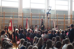 uroczyste-nadanie-sztandaru-szkole-podstawowej-im-tadeusza-marii-kantora-w-wielopolu-skrzynskim - 20180406_0012.jpg