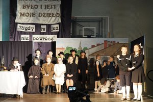uroczyste-nadanie-sztandaru-szkole-podstawowej-im-tadeusza-marii-kantora-w-wielopolu-skrzynskim - 20180406_0027.jpg