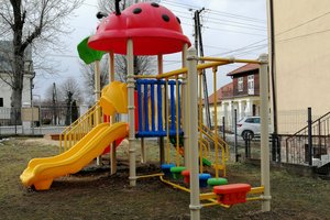 Dostawa wyposażenia placu zabaw - 1002.jpg