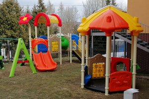 Dostawa wyposażenia placu zabaw - 1009.jpg