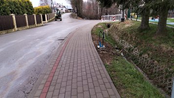 Budowa oświetlenia ulicznego przy drodze gminnej Broniszów Szkoła i Broniszów Dół Lasek