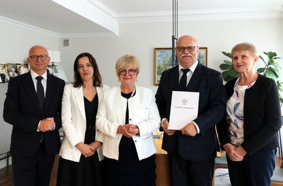 „Kompleksowa przebudowa drogi wewnętrznej nr GL 3 Glinik – Lipowiec, w km 0+000-0+547 oraz budowa mostu w ciągu drogi na rzece Wielopolka w miejscowości Glinik ”