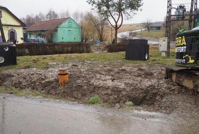 Budowa elementów sieci kanalizacji sanitarnej w Wielopolu Skrzyńskim