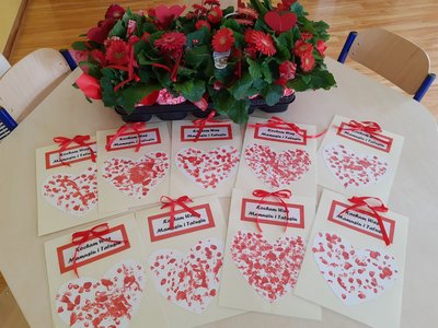 Dzień Mamy i Taty w Gminnym Żłobku "Maluszek" powstałym w ramach projektu pn. „Aktywni Rodzice - Aktywne Maluchy. Nowe Miejsca Opieki Żłobkowej w Wielopolu Skrzyńskim"