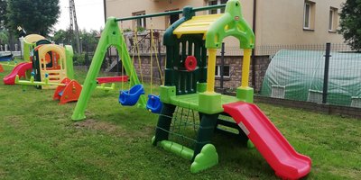 Urządzenie placu zabaw dla Gminnego Żłobka „Maluszek” powstałego w ramach środków Unii Europejskiej